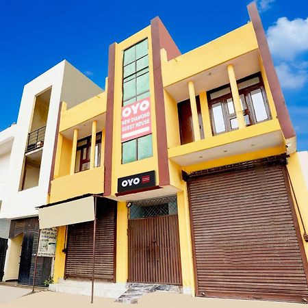 Spot On New Diamond Guest House Rudrapur Eksteriør bilde