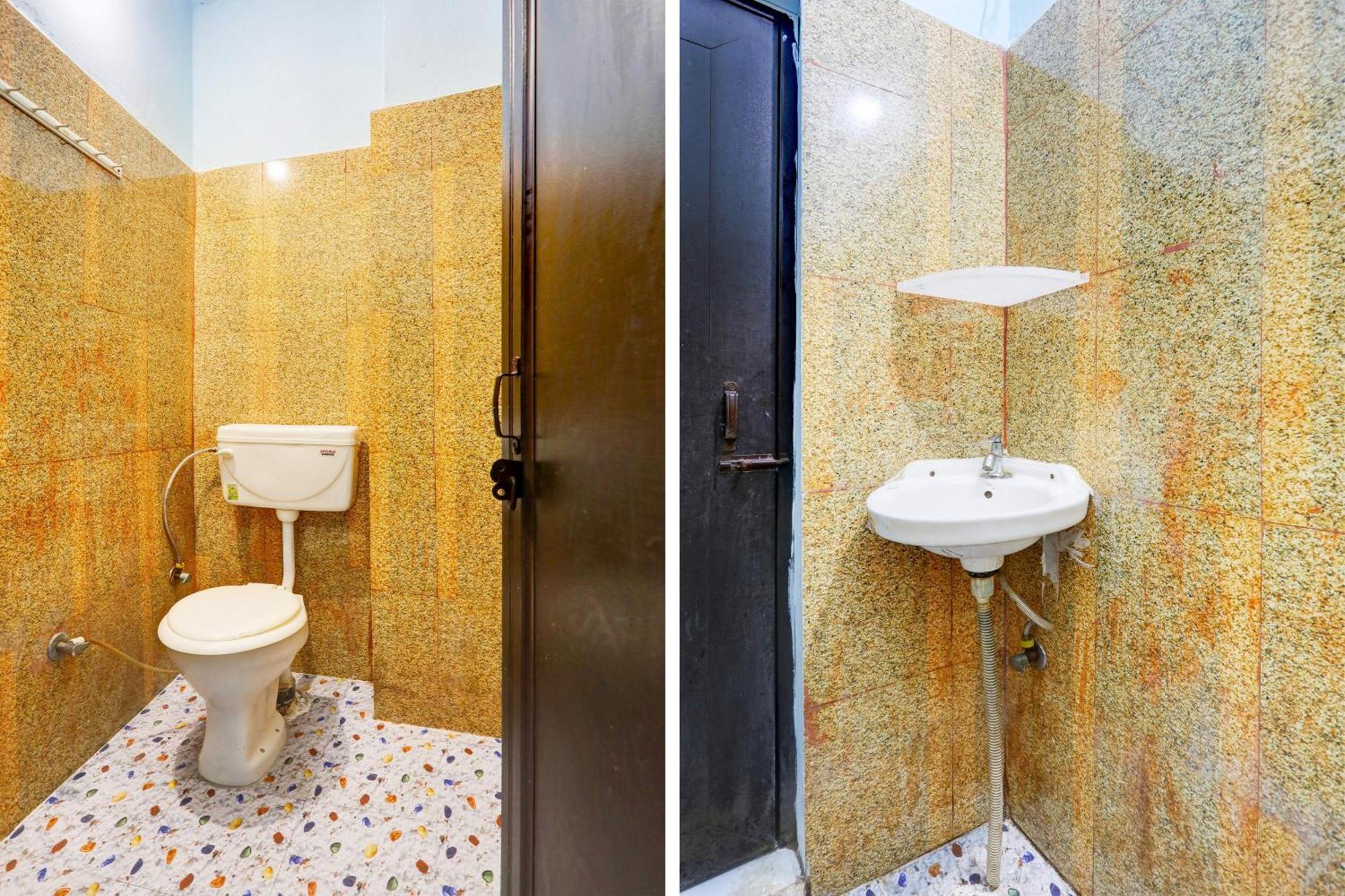 Spot On New Diamond Guest House Rudrapur Eksteriør bilde